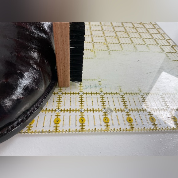 Vintage Lucchese Black Cherry Ostrich Quill Cowboy Boots 9 EE Exotic Recraft - Picture 3 of 16